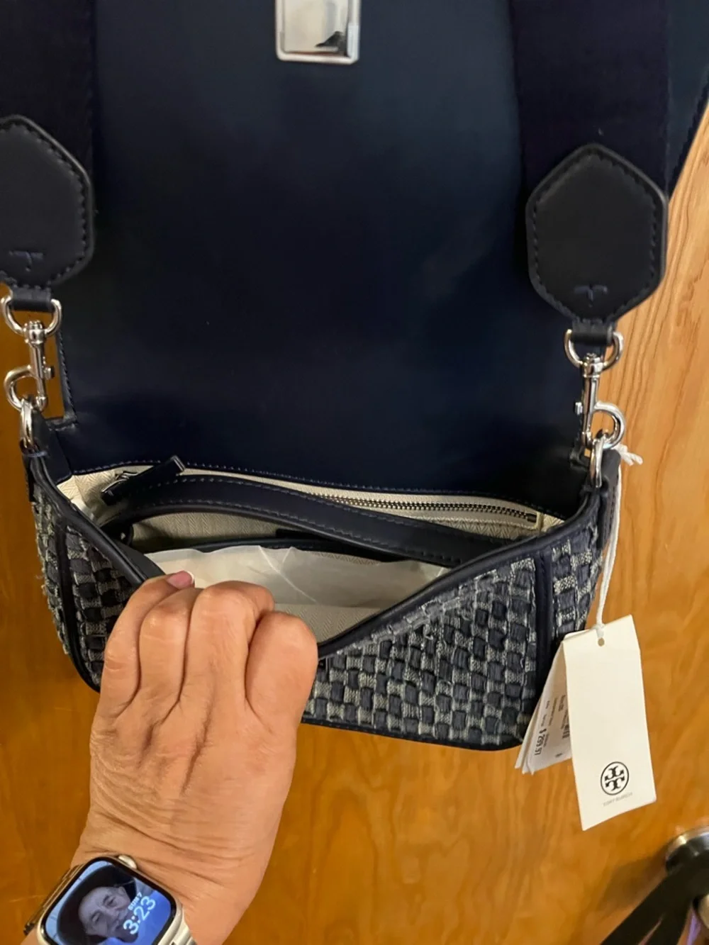 Tory Burch Black Navy Logo Crossbody Bag - Picture 8 of 10